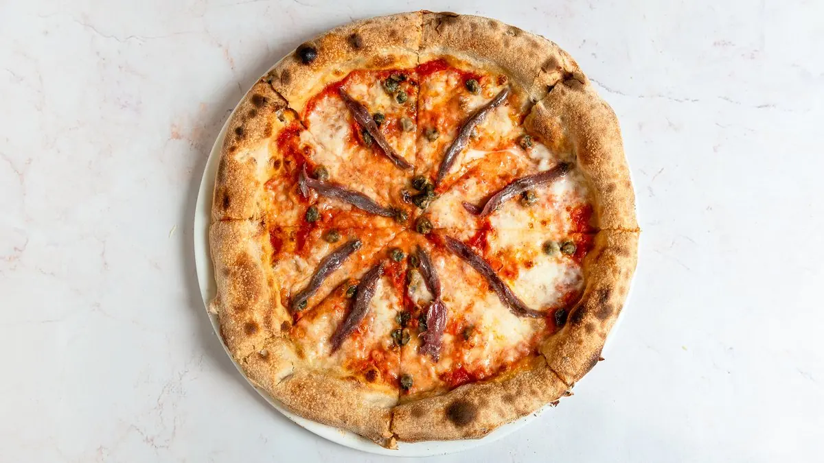 Pizza Acciughe e Capperi